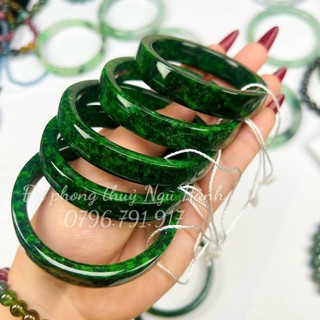 Vòng tay bản vuông Ngọc Sơn thủy siêu đẹp kèm kiểm định size 52-58mm