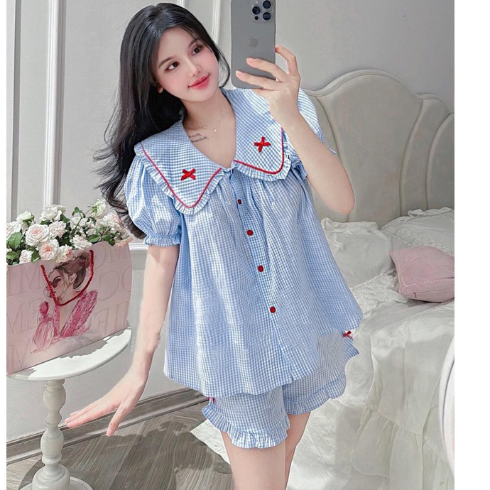 Set Bộ Nữ Kẻ Sọc Áo Bèo Nơ Vạt Cổ Phối Quần Short Nơ Bèo Gấu Phương Bami A28