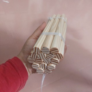 ( Thông Mỹ Đẹp 100%) Thanh Gỗ Thông Tròn Phi 15 ( Nhiều Kích Thước)