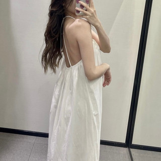 Váy maxi cổ yếm đáp ren