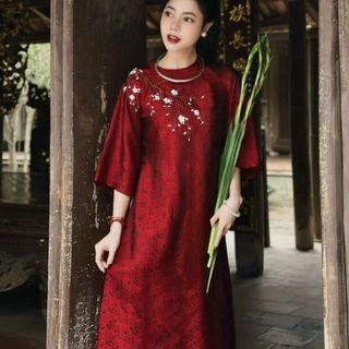 Lụa may áo dài- SILK – hoa cúc màu đỏ đen -CU32