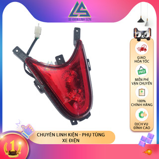 Đèn hậu xe điện vespa hình trái tim