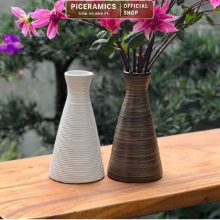 Bình cắm hoa gốm vân ganh dáng bó mạ, cao 27cm miệng 7cm, màu trắng nâu men mộc