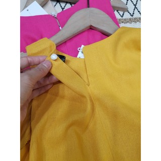 Đầm linen suông 3 lổ