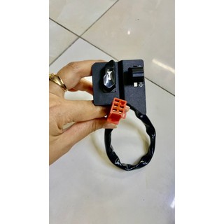 Cụm Nút Còi/ Xi nhan Taurus