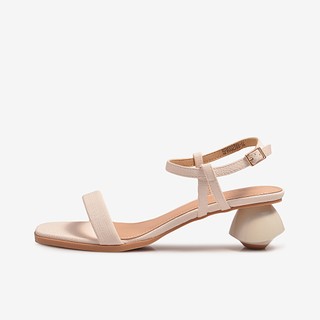 [KG CÓ SIZE ĐỂ ĐỔI]Sandal Nữ Biti's BFW002388KEM (Kem)