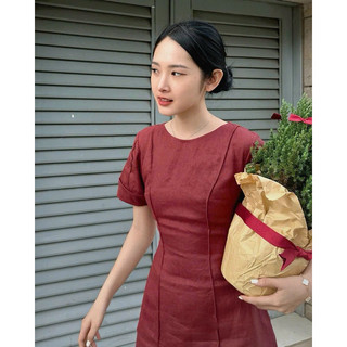 [Kim Clothing] Đầm linen cam đất cổ tròn tay lỡ nẹp li xoè dài khoét lưng nơ sau nữ tính