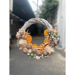 vòng nguyệt quế treo tường
