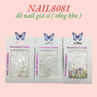 Charm hoa sứ đính móng kèm bi sắt vàng bạc