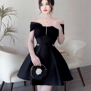 Váy trễ vai phối lưới ngọc