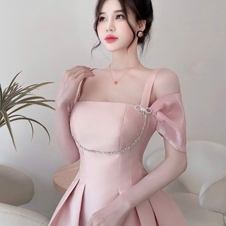 Váy tapta rớt vai phối khuy