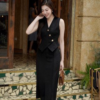 Set áo gile cổ V vạt nhọn phối chân váy form suông xẻ trước Erika set thiết kế 2Fleurs