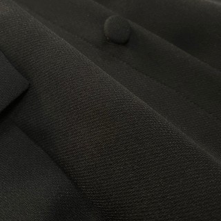 ĐẦM T3D V NECK SLEEVELESS