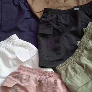 Kido - chân váy dù ngắn túi hộp ali skirt