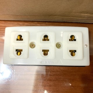 Ổ cắm 2 ,ổ cắm 3 Vinakip