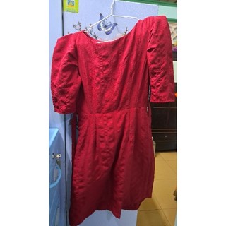 Váy đỏ đô dài