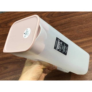 Bình nước lock&lock handle bottle 1.4l hap817