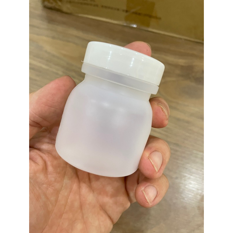 1 hủ sữa chua nhựa 90ml