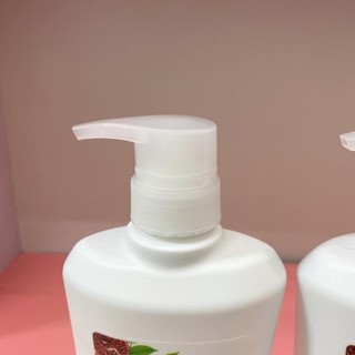 Sữa tắm  Hazeline Matcha & Lựu Đỏ (670ml)