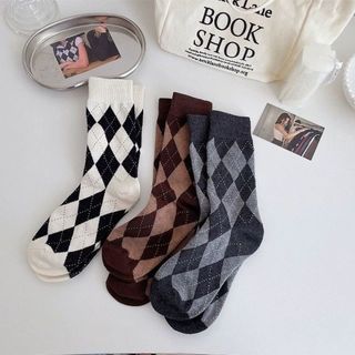 Tất vớ nam nữ cổ trung hoạ tiết quả trám retro