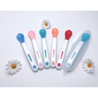 Thìa silicon mềm ăn dặm báo nóng Hanabe