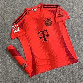 Bộ quần áo bóng đá Bayern đỏ sân nhà 2025
