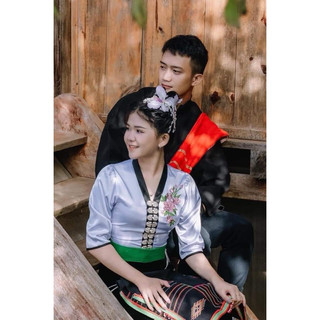 Hoa ban cài tóc