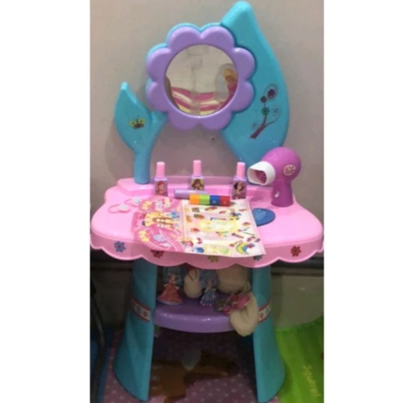Hộp bàn trang điểm Hello kitty - Make up set