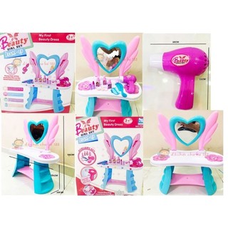 Hộp bàn trang điểm Hello kitty - Make up set