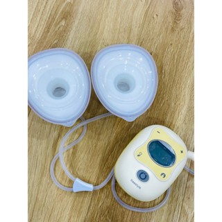 Máy hút sữa Medela Freestyle + cup V2