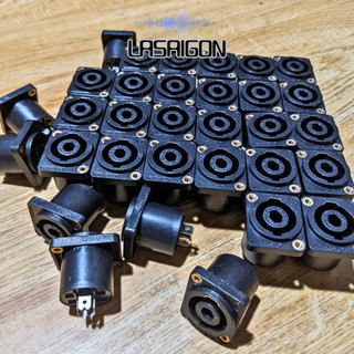 Rắc loa speakon cái chân đồng , lưu ý phải cạo lớp màu trắng ra mới thấy đồng , lớp màu trắng là nikel chống oxi hóa