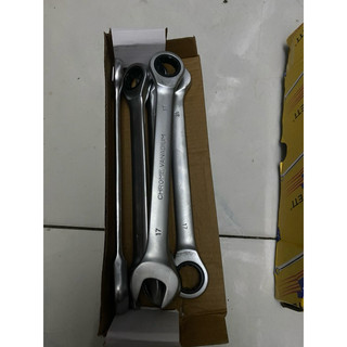 vòng miệng,cờ lê tự động nhiều size yeti