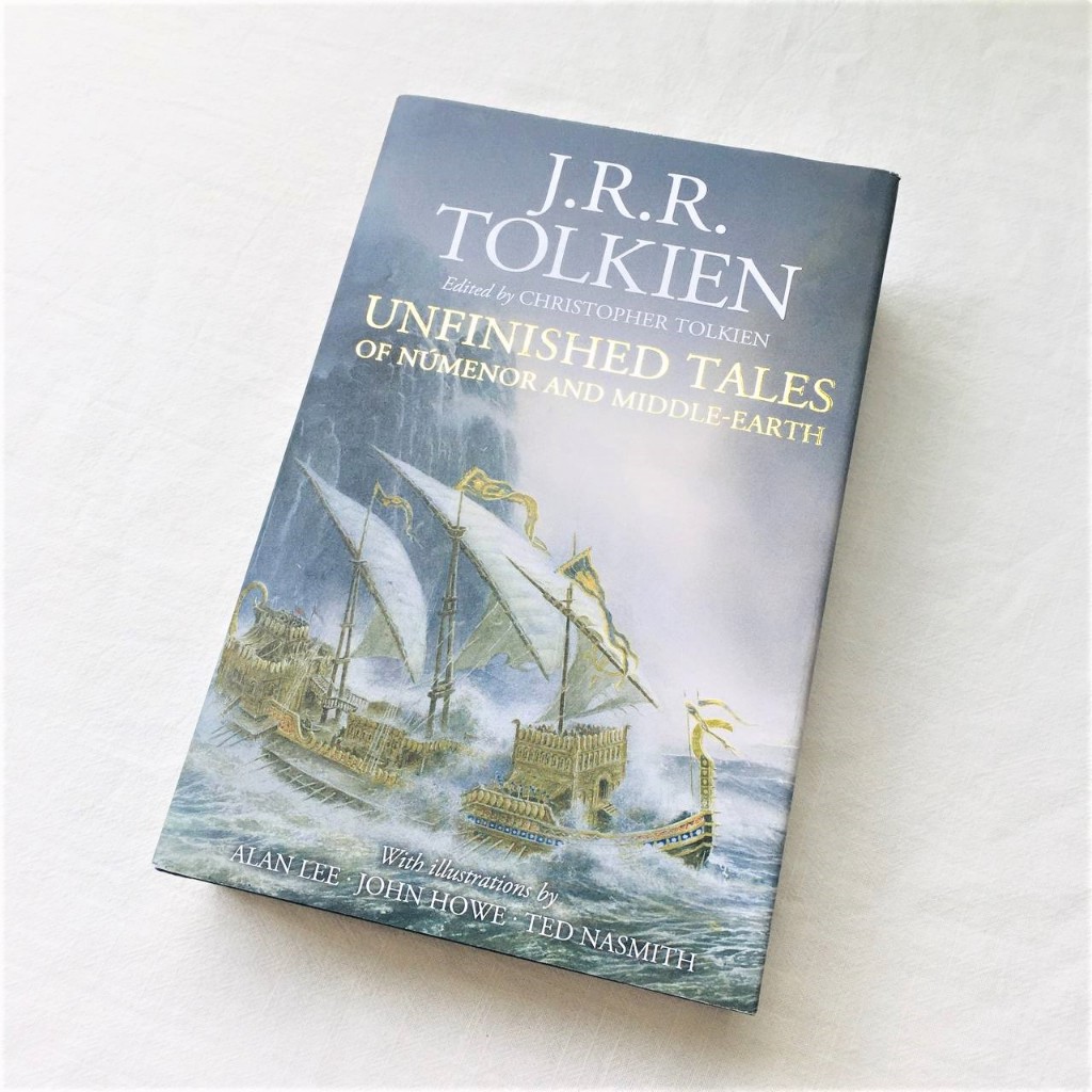 Sách Unfinished Tales of Númenor and Middle-earth by J.R.R. Tolkien ( Khu Vườn Sách )