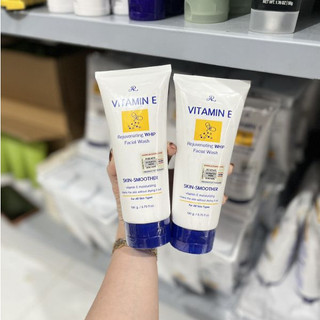 SỮA RỬA MẶT VITAMIN E THÁI LAN