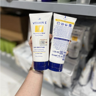 SỮA RỬA MẶT VITAMIN E THÁI LAN