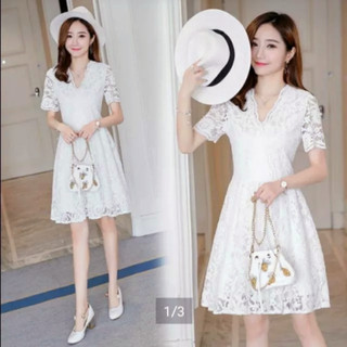 Đầm Ren Xoè Cổ V Gợn Sóng
