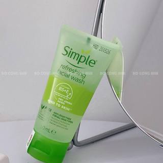 Sữa rửa mặt Simple Kind To Skin 150ml