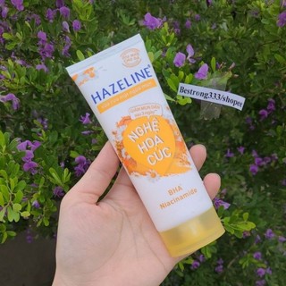 Sữa rửa mặt ngừa mụn hazeline nghệ hoa cúc 100g
