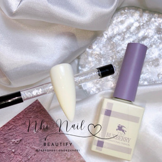 Sơn gel màu trắng sữa