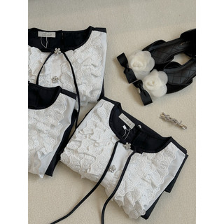 OUTSET - Áo Black Mave xinh xắn