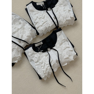 OUTSET - Áo Black Mave xinh xắn