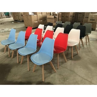 Mặt Nệm Ghế Eames Chân Gỗ ( Chỉ Có Mặt Nệm )