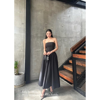 đầm cúp ngực xoè nhún