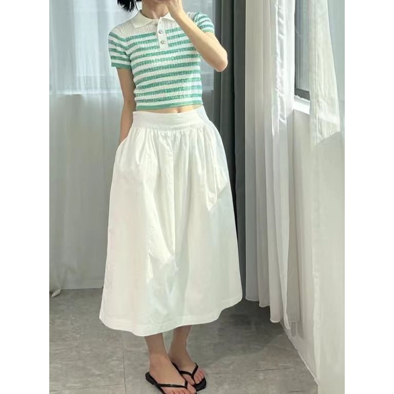 Áo len cổ bẻ