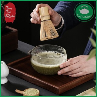 Chén thủy tinh trong suốt pha trà matcha