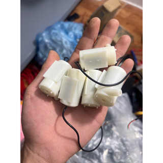 Máy Bơm Chìm Mini 3-6VDC 1.5m Ống ngang