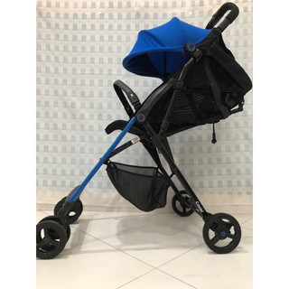 Xe đẩy Combi F2 Plus