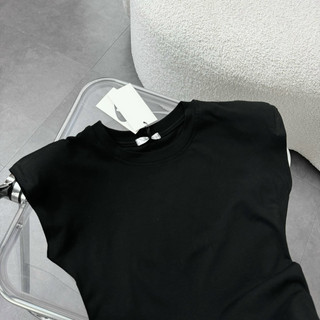 Váy maxi đệm vai