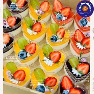 50 ly mousse trái tim đựng bánh lạnh, ly mica không nắp 70ml
