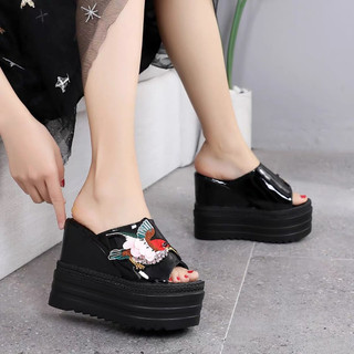 Dép đế xuồng hàng oder